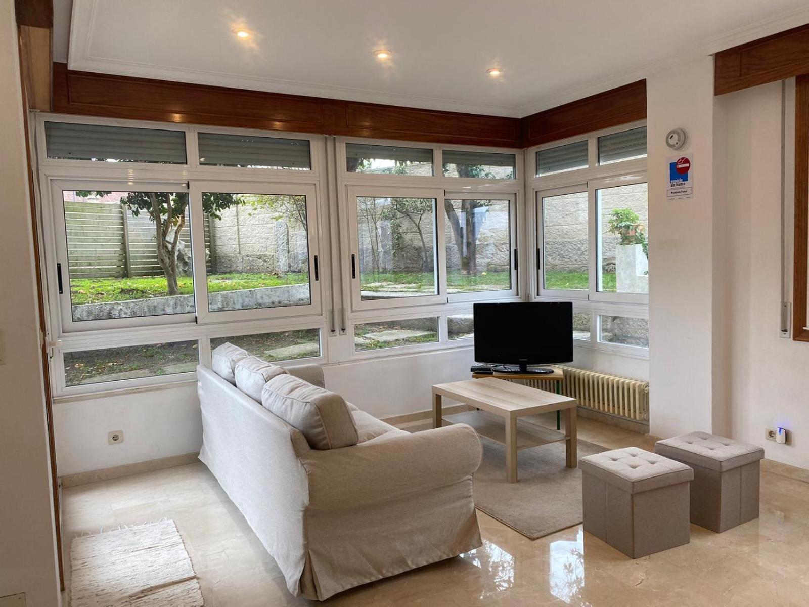 Holiday home Adosado Independiente En Vigo - Canido Oya